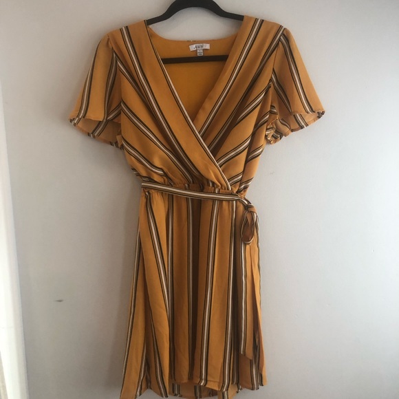 ✨5 for $25✨ Mustard Yellow Stripped Faux Wrap Dress - Picture 2 of 4